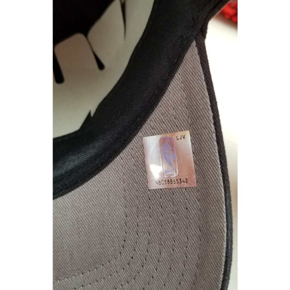 Toronto Raptors Youth Cap - Picture 6 of 6
